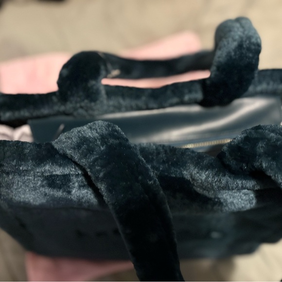 RETIRED Kate Spade Ella Faux Shearling Tote in PEACOCK - Picture 3 of 6